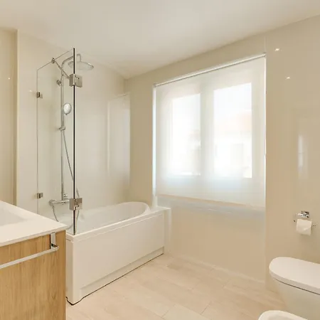 Blissful Restelo Villa