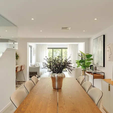 Blissful Restelo Villa