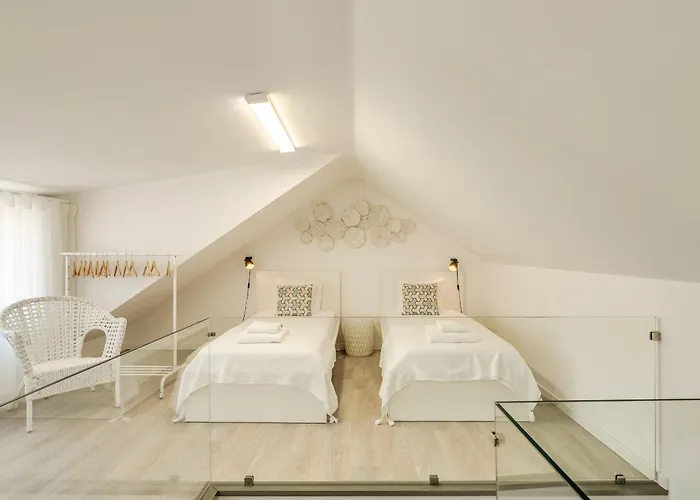 Blissful Restelo Vila *